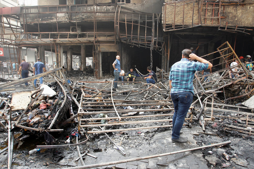Kejadian letupan pengebom yang dahsyat kat Iraq. Imej dari newsweek.com