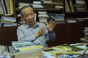 Prof Emeritus Tan Sri Dato Dr Khoo Kay Kim. 