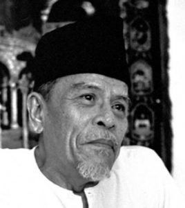 Buya Hamka atau nama sebenarnya Haji Abdul Malik Karim Amrullah. Imej dari persisalamin.