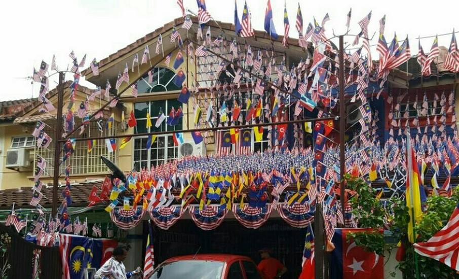 Cara Menghias Bendera Malaysia Pada Basikal