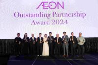 AEON Anjur Majlis Makan Malam Ulang Tahun Ke-40